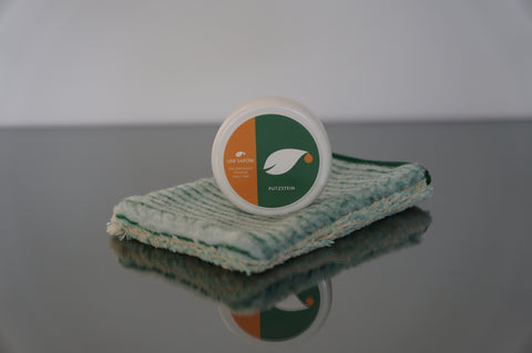 Putzstein mit Duo Handschuh